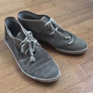 N.d.c. Tan suede booties